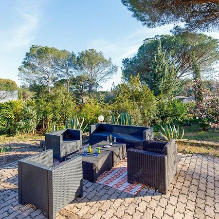 Villa Carole Yourhosthelper. Roquebrune-sur-Argens Eksteriør billede