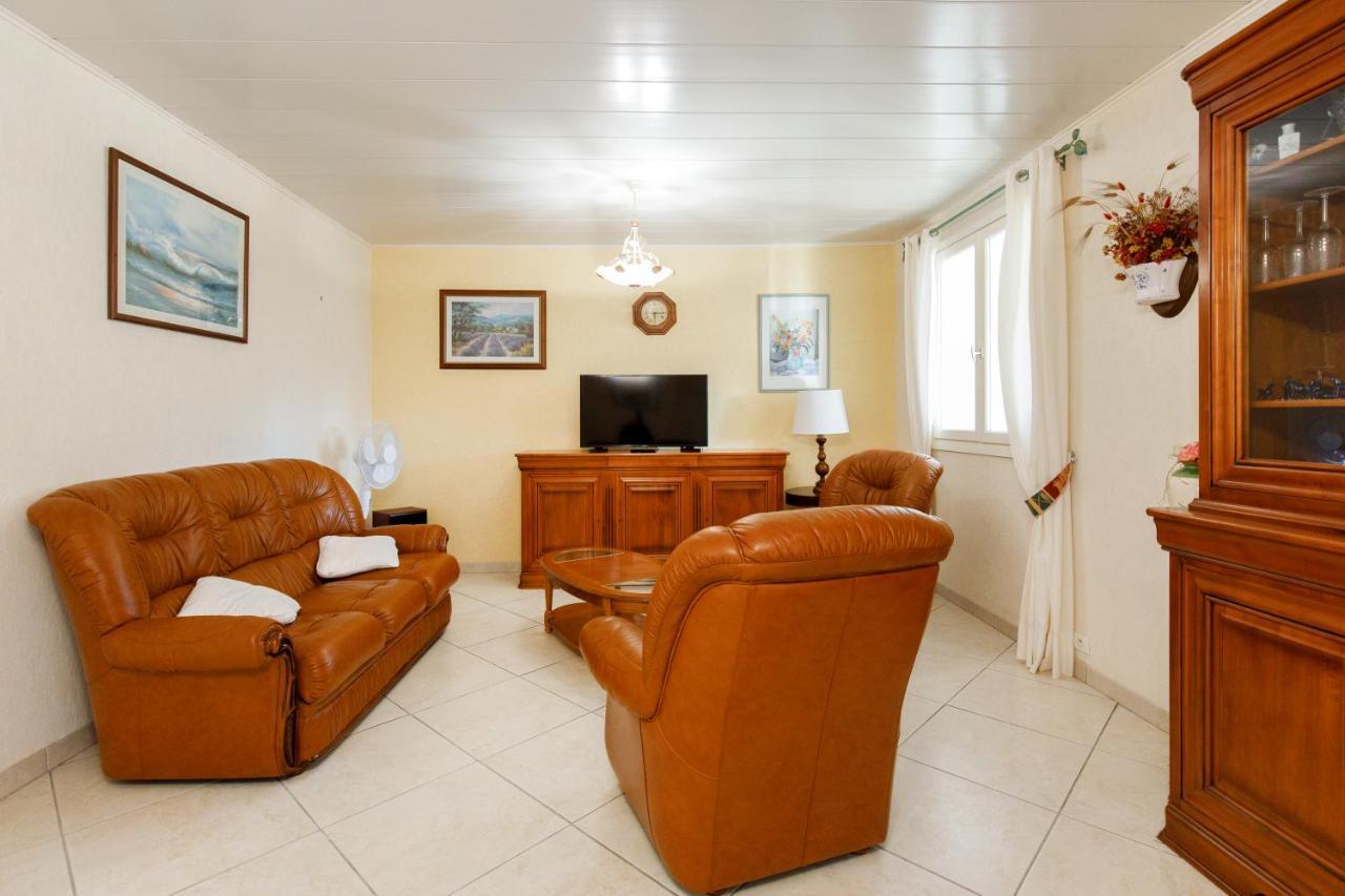 Villa Carole Yourhosthelper. Roquebrune-sur-Argens Eksteriør billede