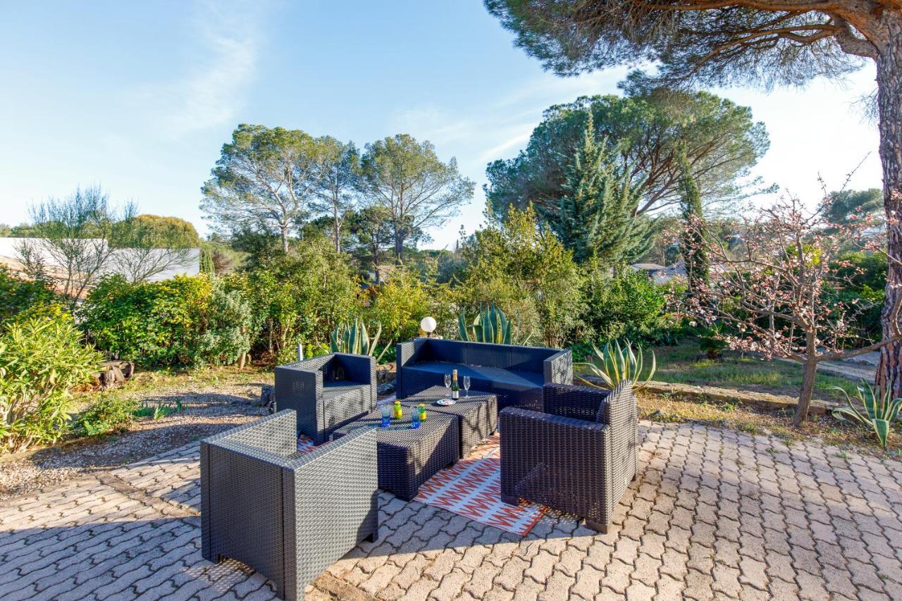 Villa Carole Yourhosthelper. Roquebrune-sur-Argens Eksteriør billede